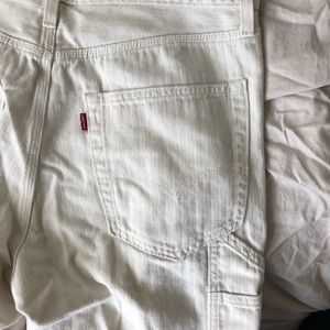 White Levi waterless jeans
